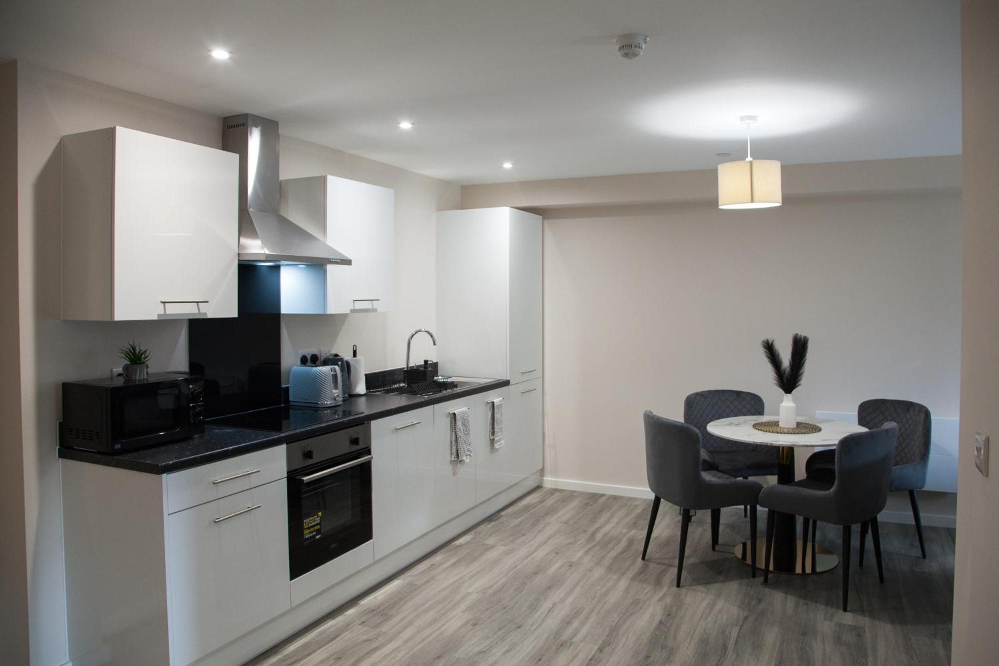 Modern 2Bd Apartment In Manchester City Bagian luar foto