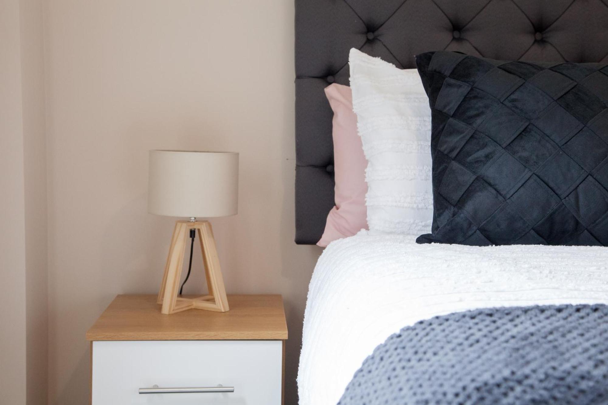 Modern 2Bd Apartment In Manchester City Bagian luar foto