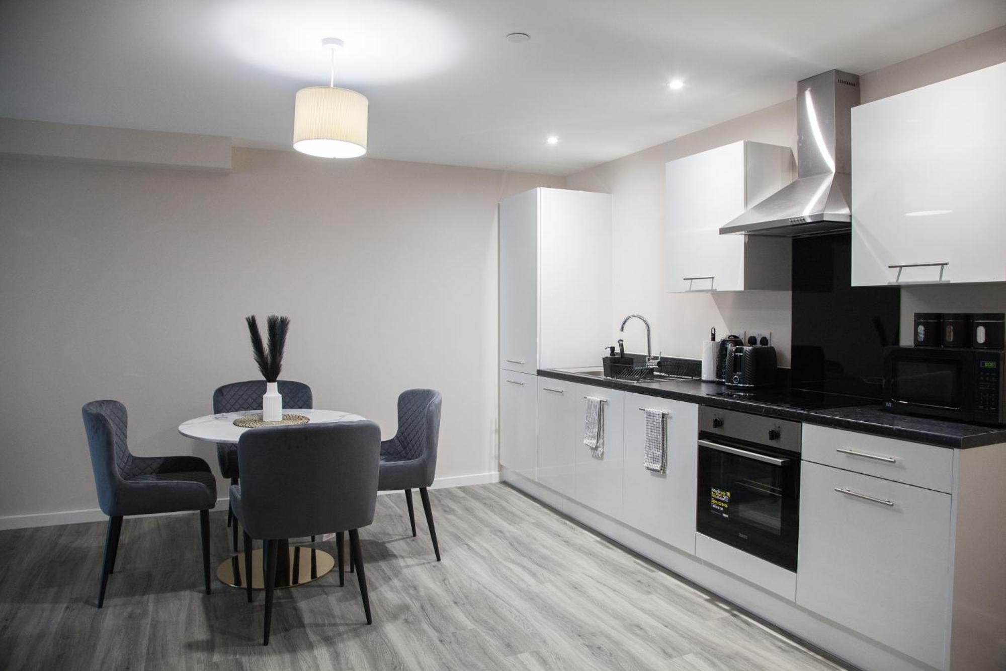 Modern 2Bd Apartment In Manchester City Bagian luar foto